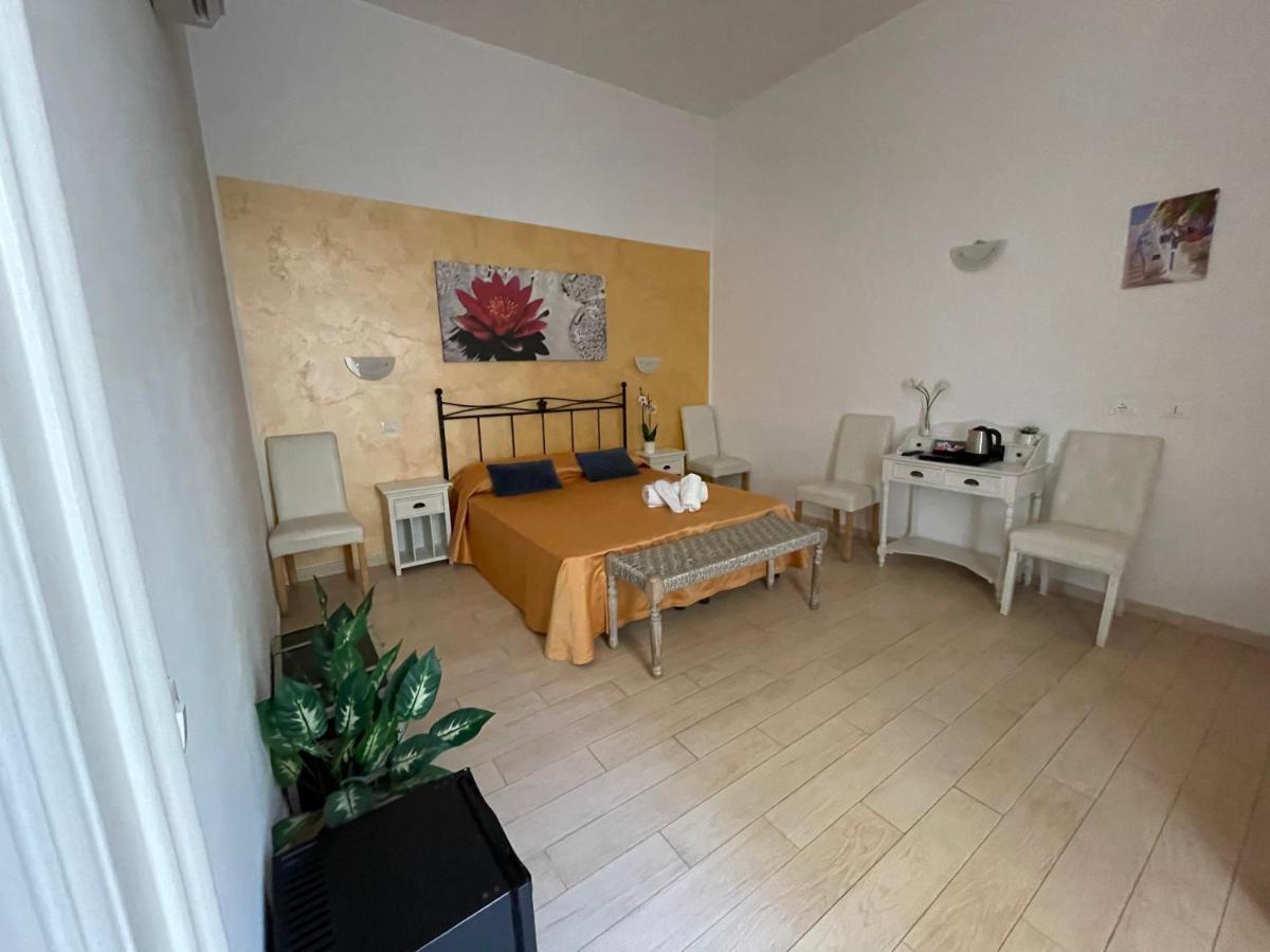 Ad Cavour Luxury Rooms - By Ad Roma エクステリア 写真