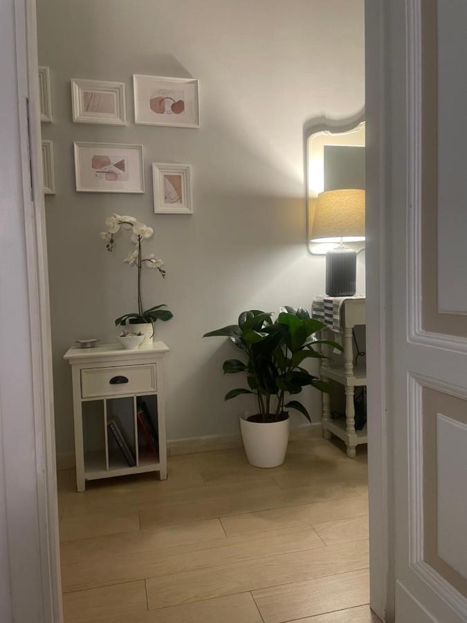Ad Cavour Luxury Rooms - By Ad Roma エクステリア 写真