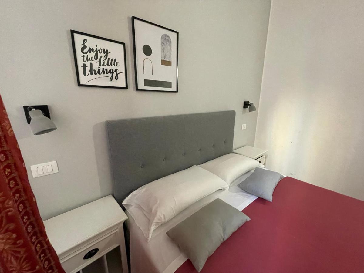 Ad Cavour Luxury Rooms - By Ad Roma エクステリア 写真