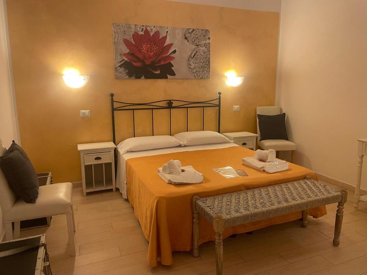 Ad Cavour Luxury Rooms - By Ad Roma エクステリア 写真