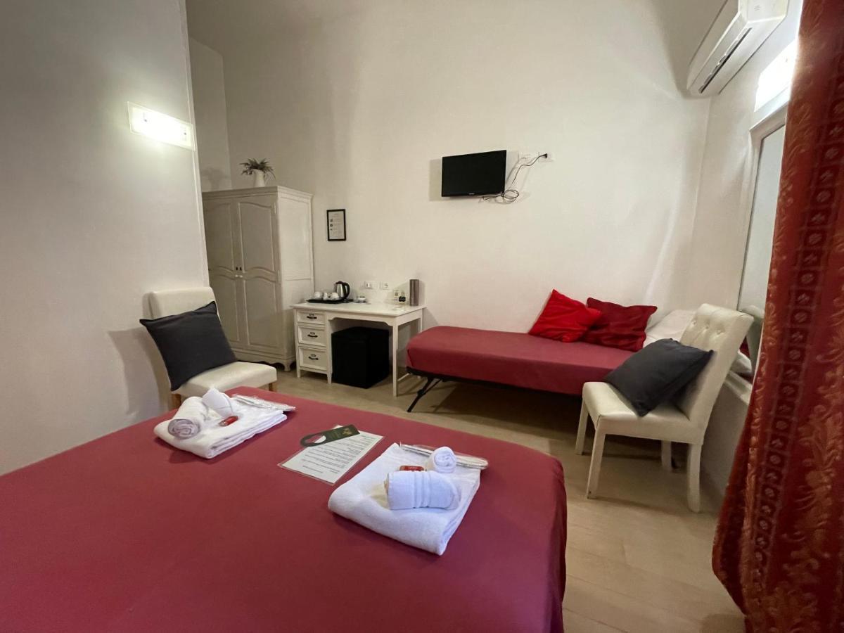 Ad Cavour Luxury Rooms - By Ad Roma エクステリア 写真