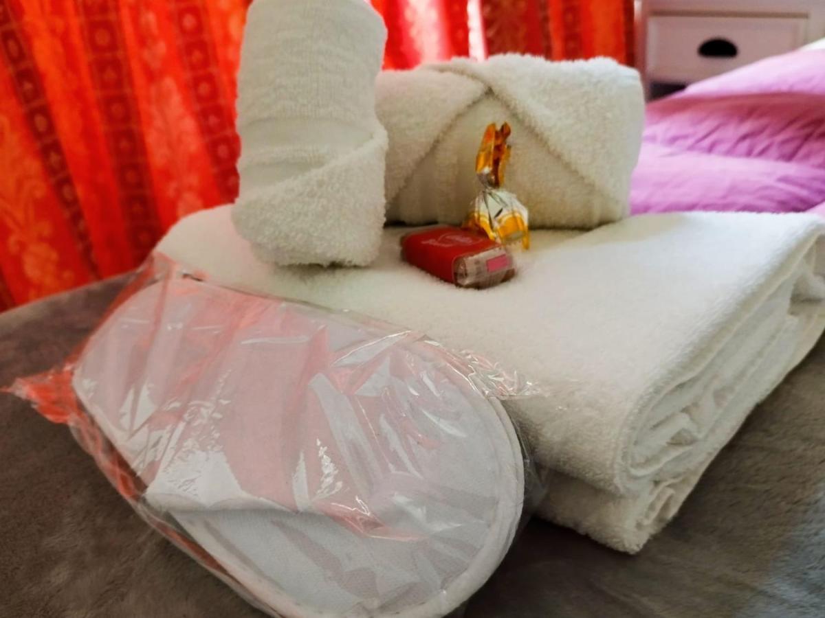 Ad Cavour Luxury Rooms - By Ad Roma エクステリア 写真