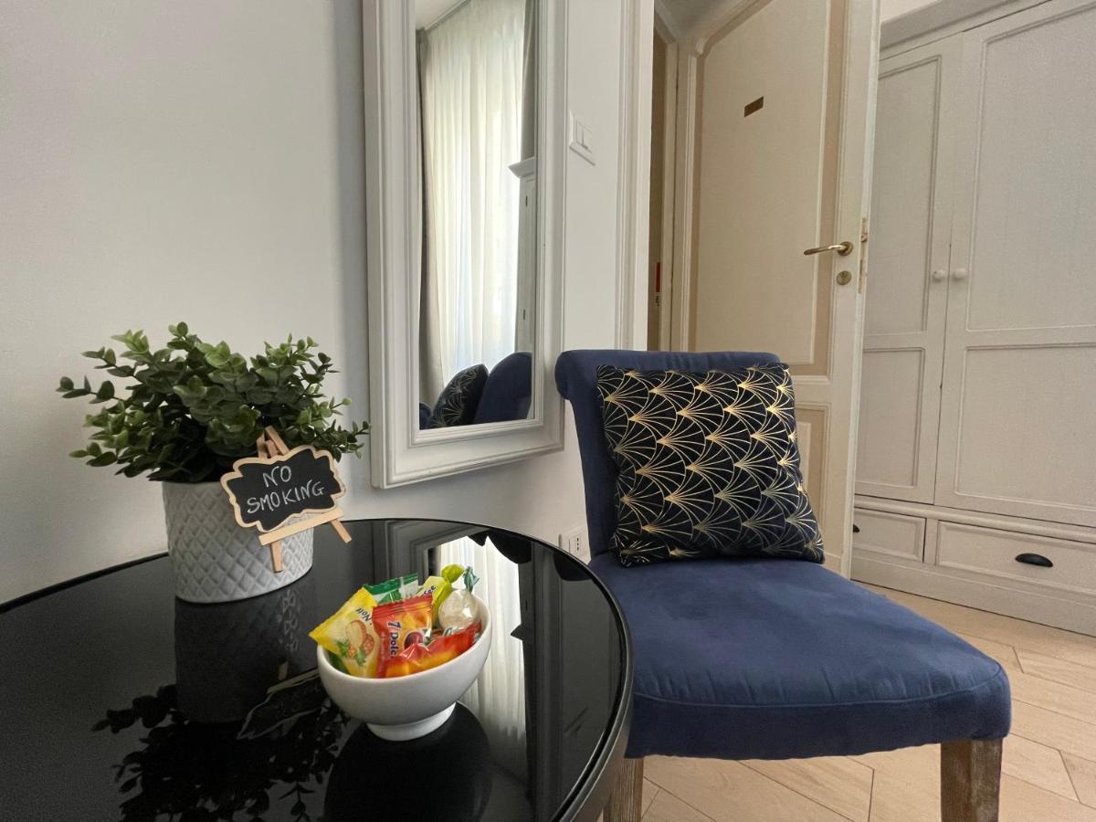 Ad Cavour Luxury Rooms - By Ad Roma エクステリア 写真