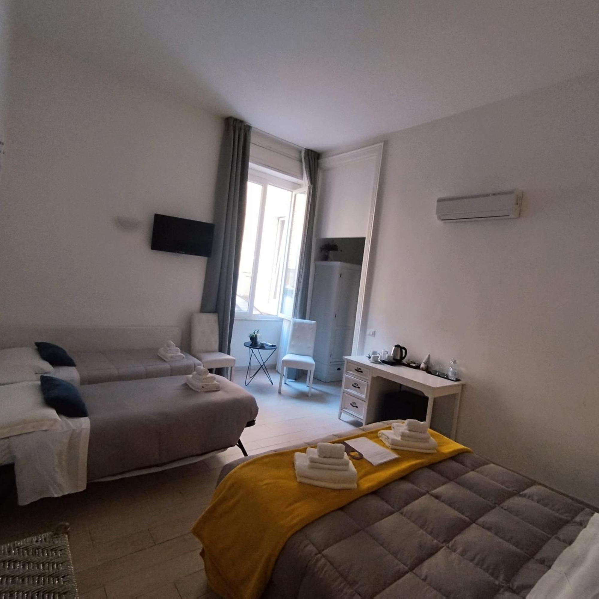 Ad Cavour Luxury Rooms - By Ad Roma エクステリア 写真