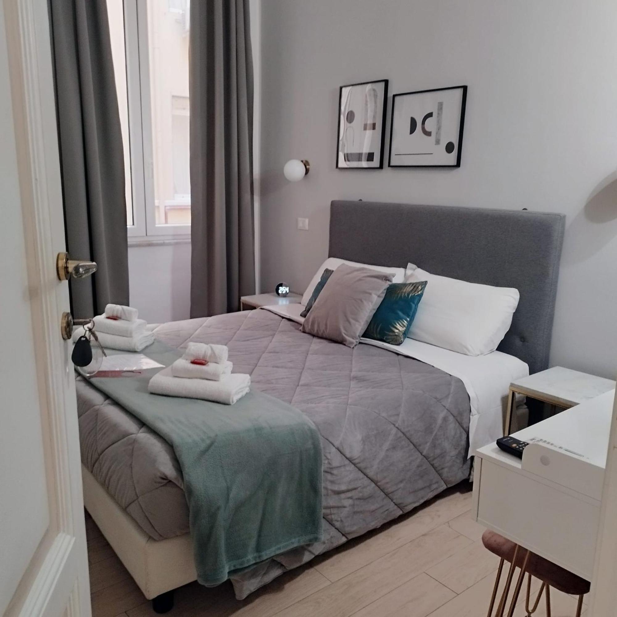 Ad Cavour Luxury Rooms - By Ad Roma エクステリア 写真