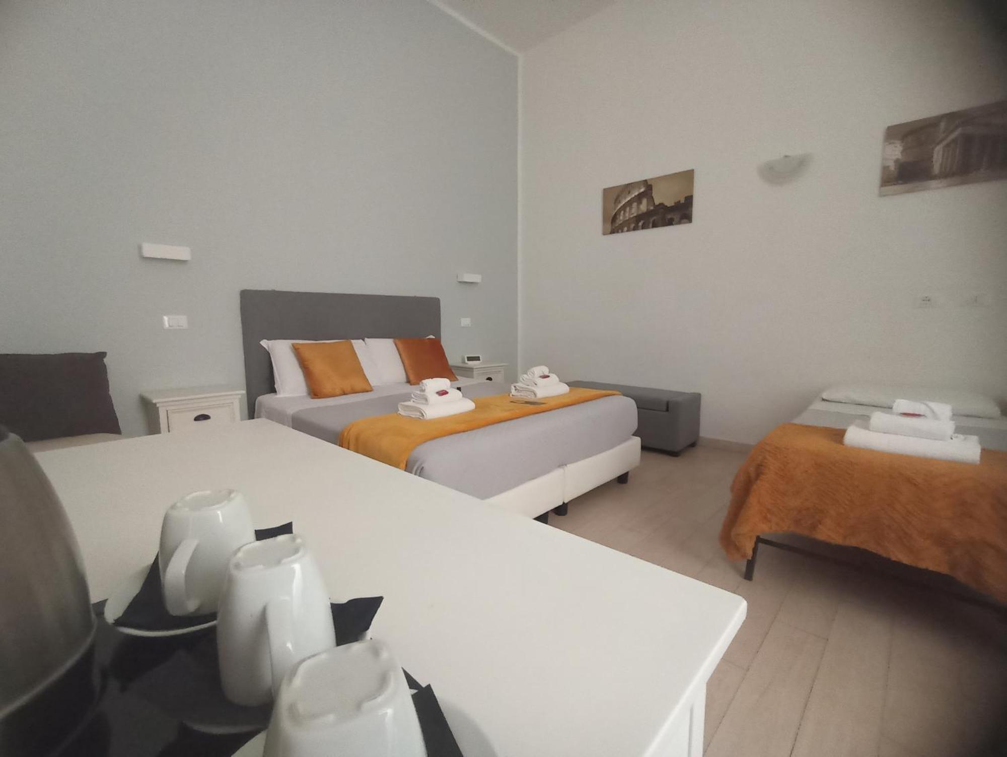 Ad Cavour Luxury Rooms - By Ad Roma エクステリア 写真